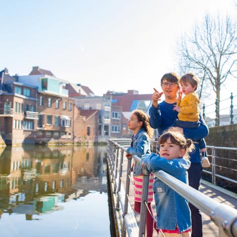 Gezin op het Dijlepad 