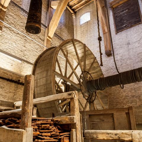 Kraanwiel in Sint-Romboutstoren